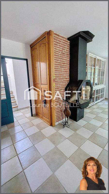 Maison - 202 m² - 8 pièces