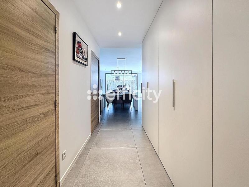 Appartement - 110 m² - 2 pièces