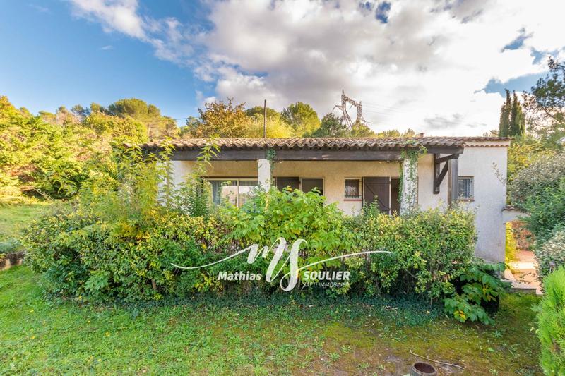 Maison - 258 m² - 8 pièces