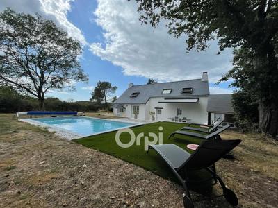 Maison - 175 m² - 6 pièces