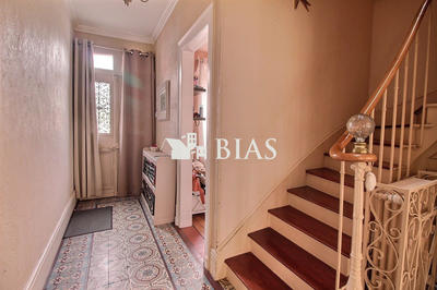 Maison - 204 m² - 10 pièces