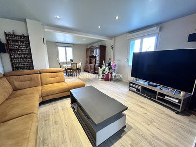 Maison - 105 m² - 6 pièces