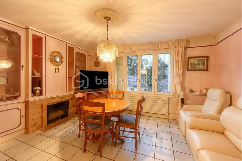 Maison - 84 m² - 3 pièces