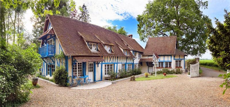 Maison - 259 m² - 6 pièces