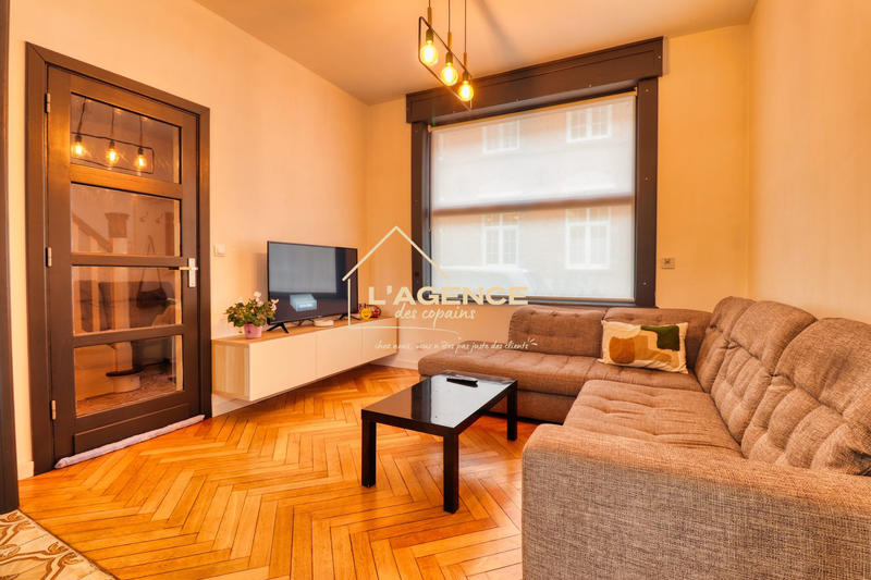 Maison - 147 m² - 9 pièces