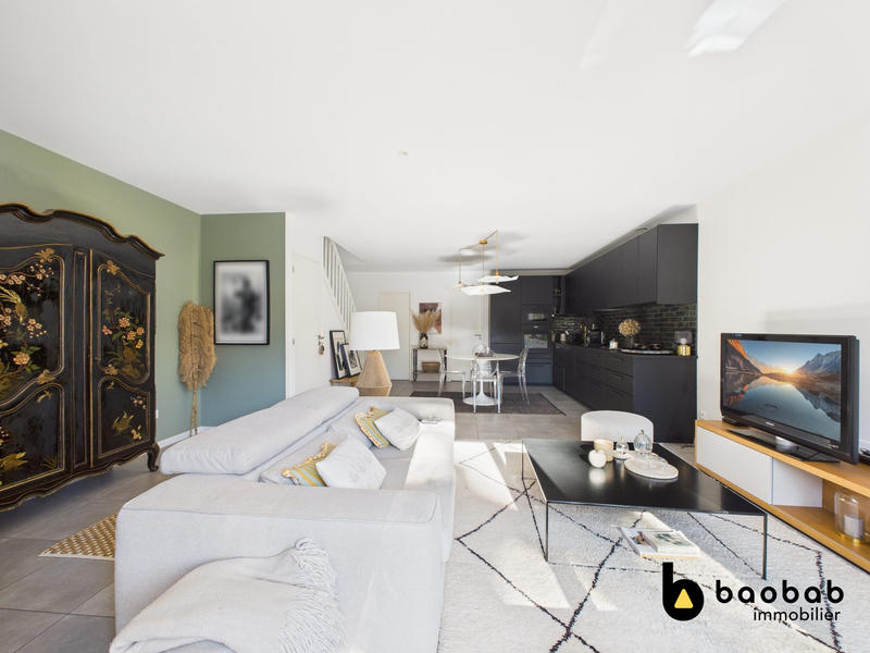 Maison - 122 m² - 5 pièces