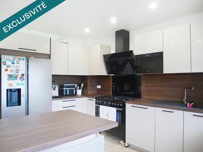 Maison - 117 m² - 5 pièces