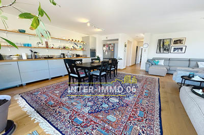 Appartement - 83 m² - 4 pièces