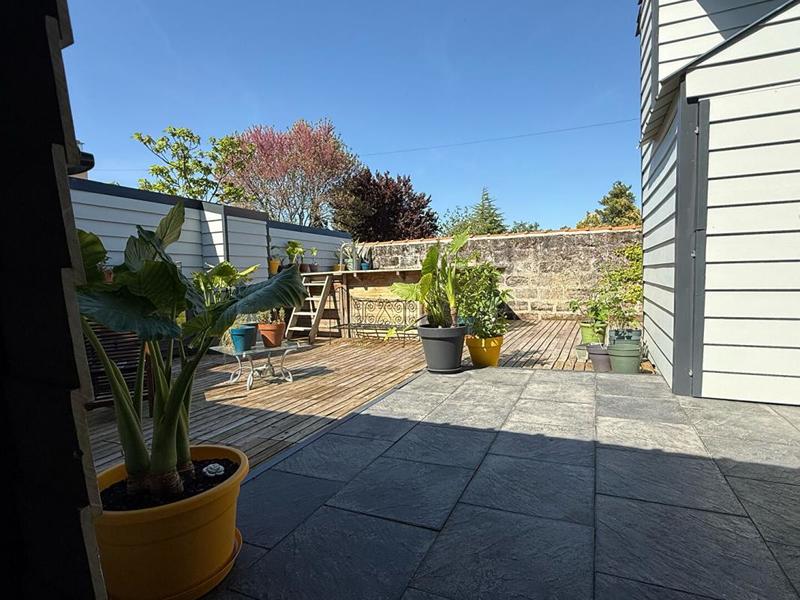 Maison - 249 m² - 5 pièces