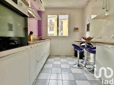 Appartement - 83 m² - 4 pièces