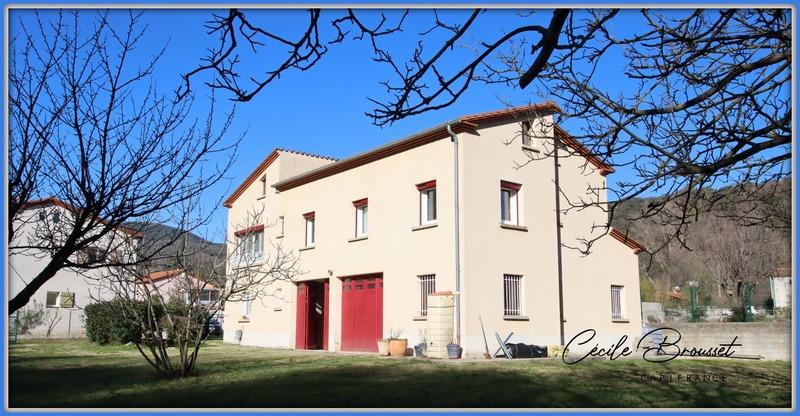 Maison - 172 m² - 6 pièces