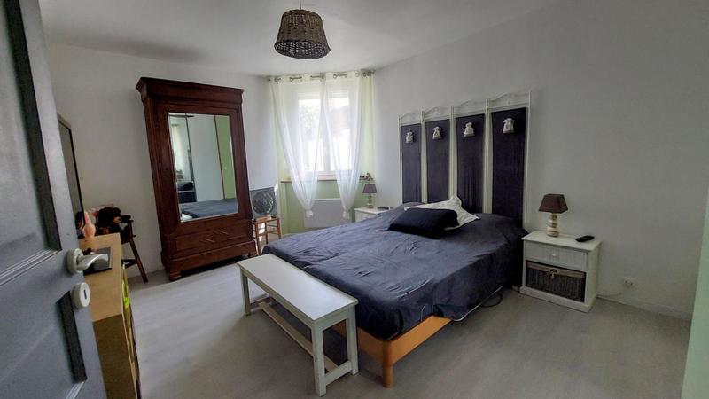 Maison - 195 m² - 6 pièces