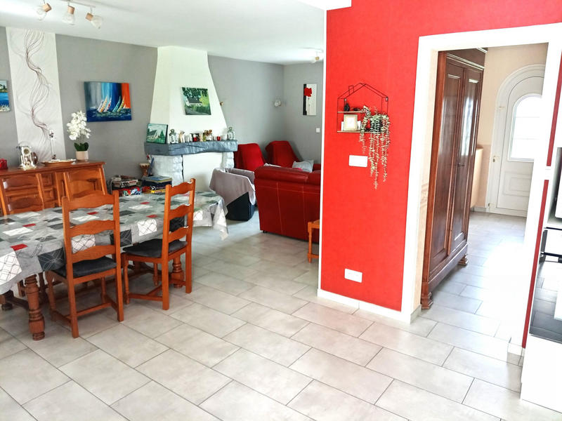 Maison - 137 m² - 7 pièces