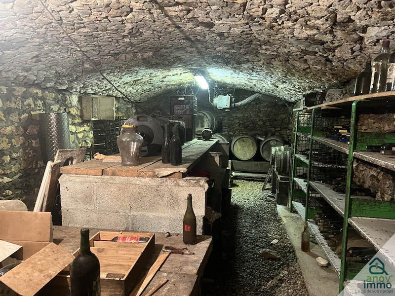 Maison - 270 m² - 8 pièces