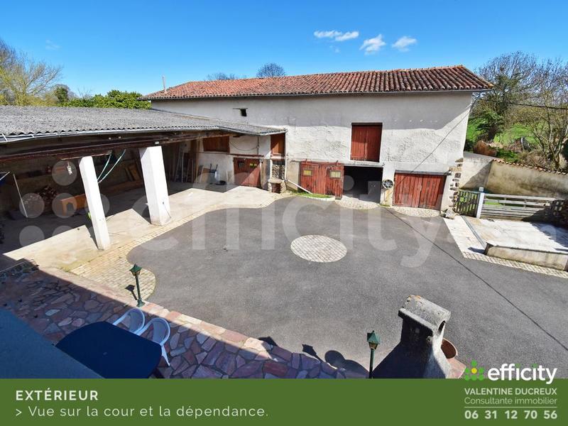 Maison - 160 m² - 7 pièces