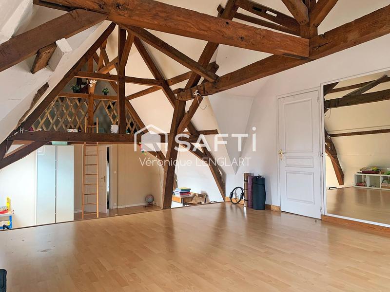 Maison de maîtres - 560 m² - 15 pièces