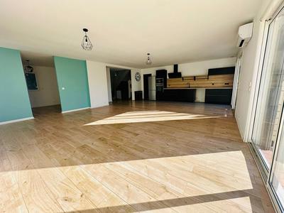 Maison - 144 m² - 6 pièces