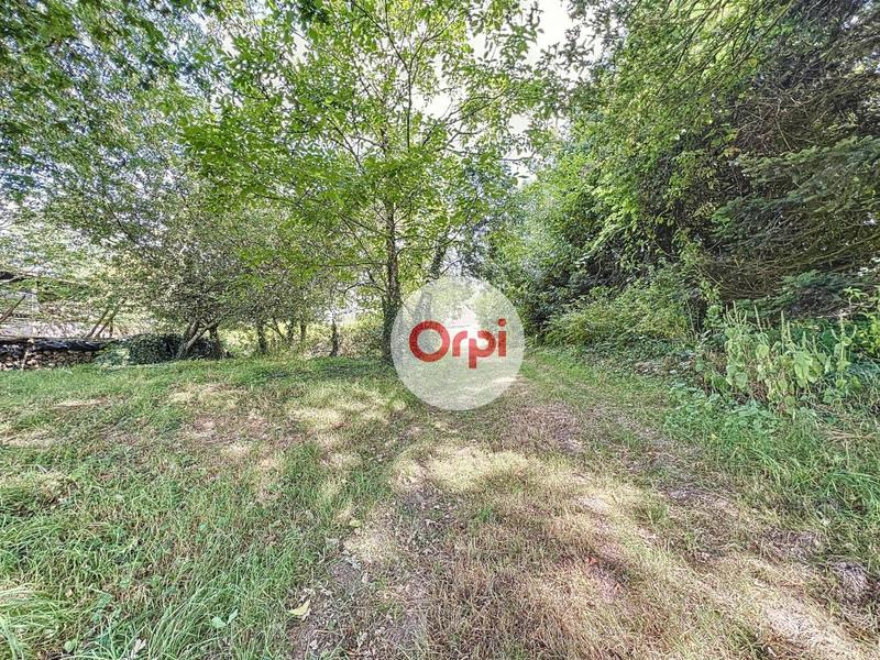 Terrain constructible - 1 484 m²