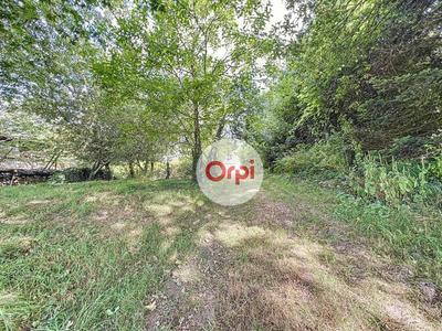 Terrain constructible - 1 484 m²