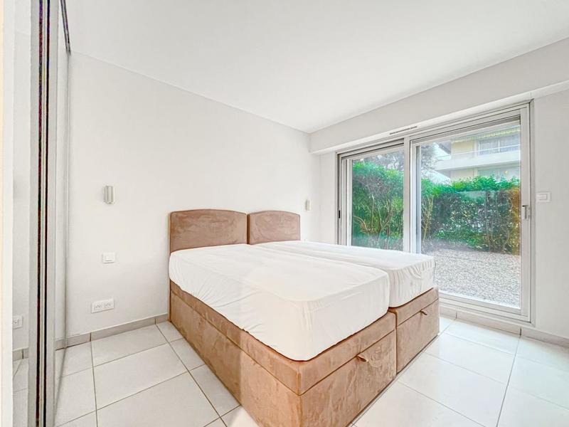 Appartement - 90 m² - 5 pièces