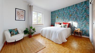 Maison - 225 m² - 8 pièces