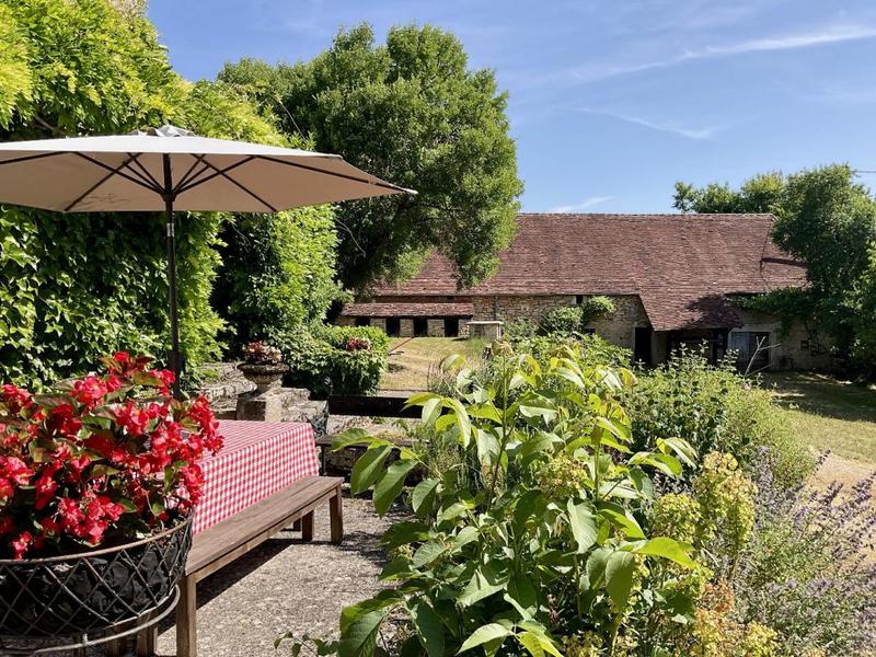 Maison - 300 m² - 9 pièces