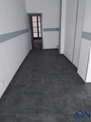 Local commercial - 30 m² - 3 pièces