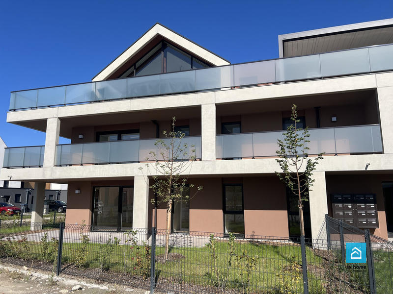 Appartement - 94 m² - 4 pièces