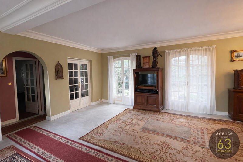 Maison - 121 m² - 4 pièces