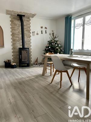 Maison - 112 m² - 4 pièces