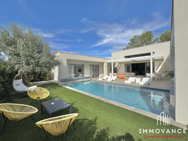 Villa - 215 m² - 5 pièces