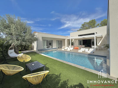 Villa - 215 m² - 5 pièces