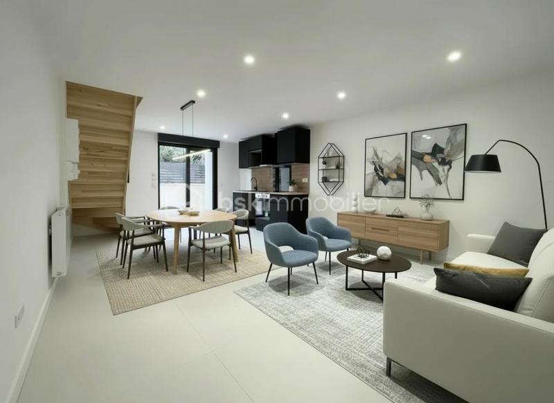 Maison de ville - 73 m² - 4 pièces