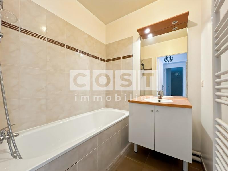 Appartement - 83 m² - 4 pièces