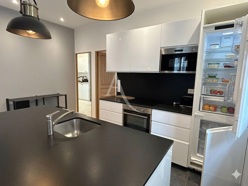 Appartement - 72 m² - 3 pièces