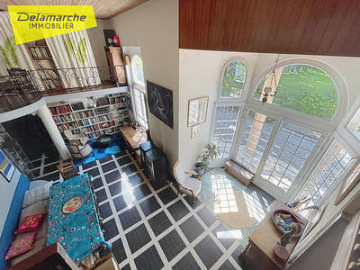 Maison - 245 m² - 6 pièces