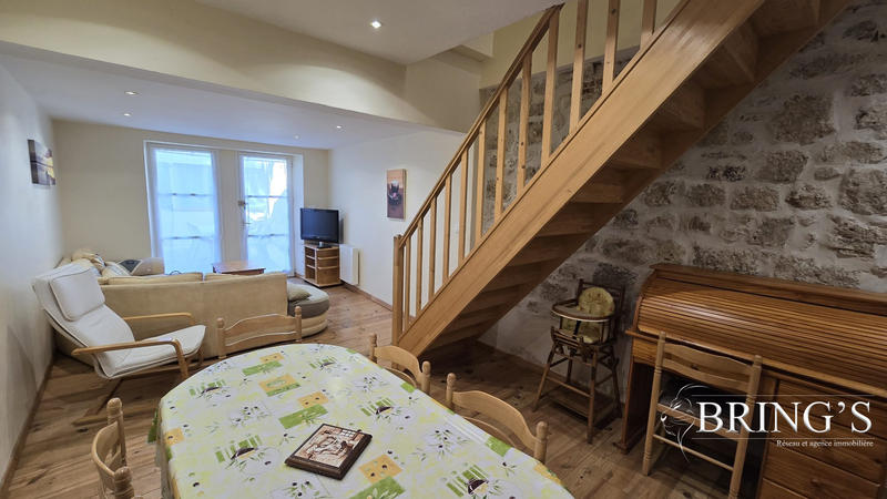 Maison - 80 m² - 6 pièces