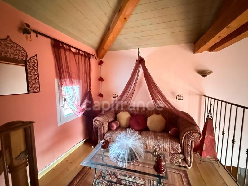 Maison - 187 m² - 6 pièces