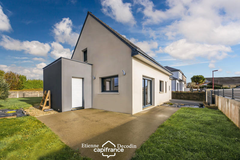 Maison - 101 m² - 5 pièces