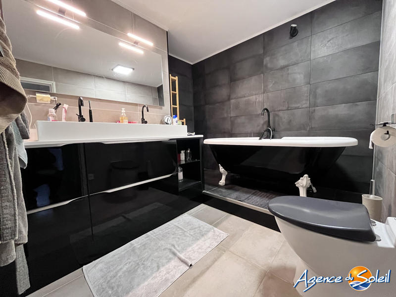 Appartement - 98 m² - 4 pièces