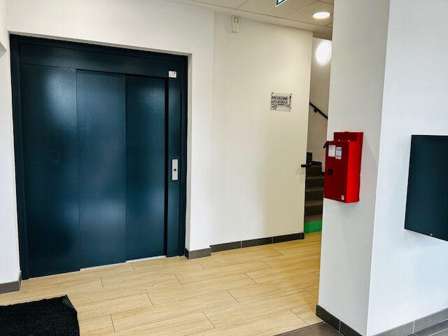 Local commercial - 17 m²