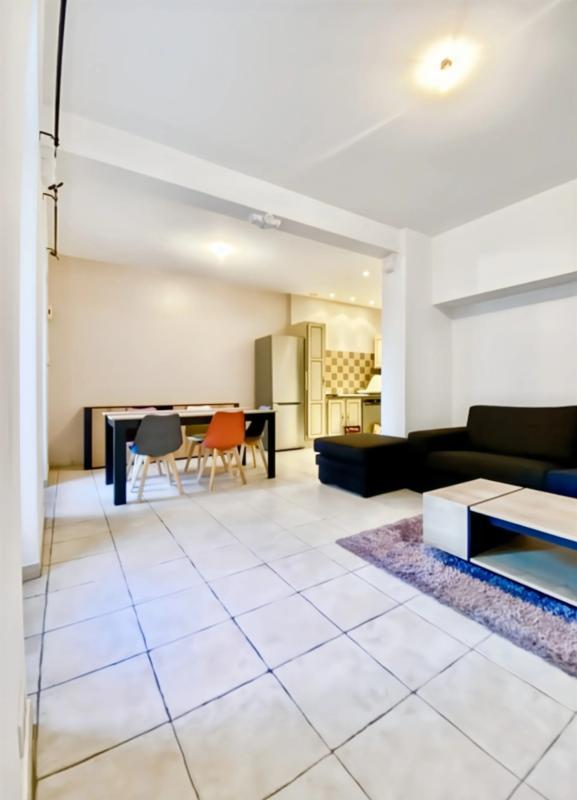 Maison de ville - 88 m² - 6 pièces