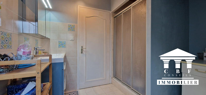 Maison - 194 m² - 10 pièces