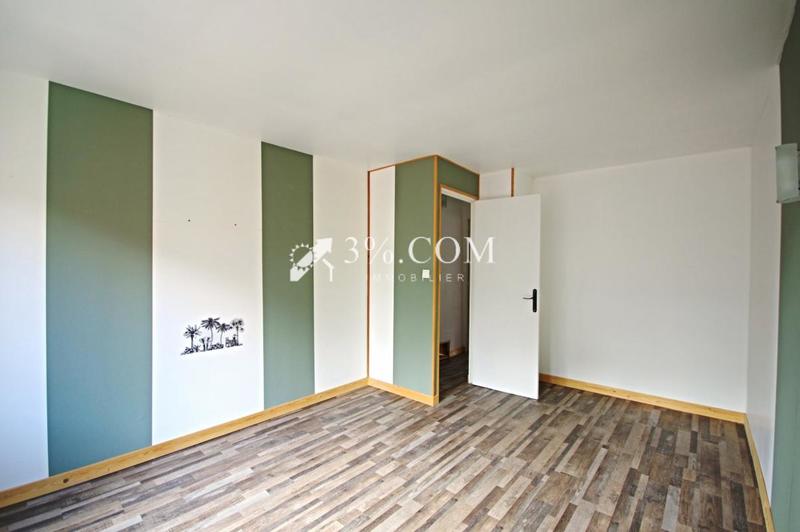 Maison - 95 m² - 6 pièces