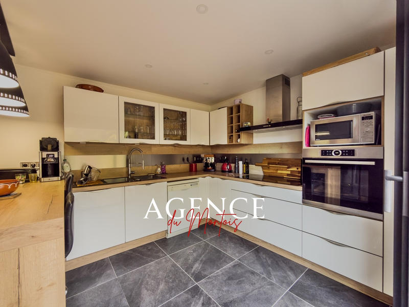 Maison - 165 m² - 5 pièces