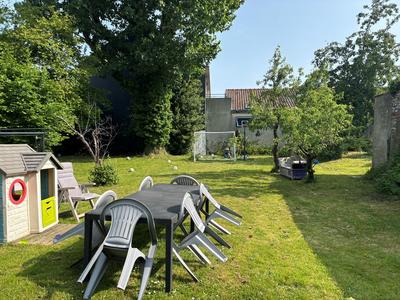 Maison - 205 m² - 9 pièces