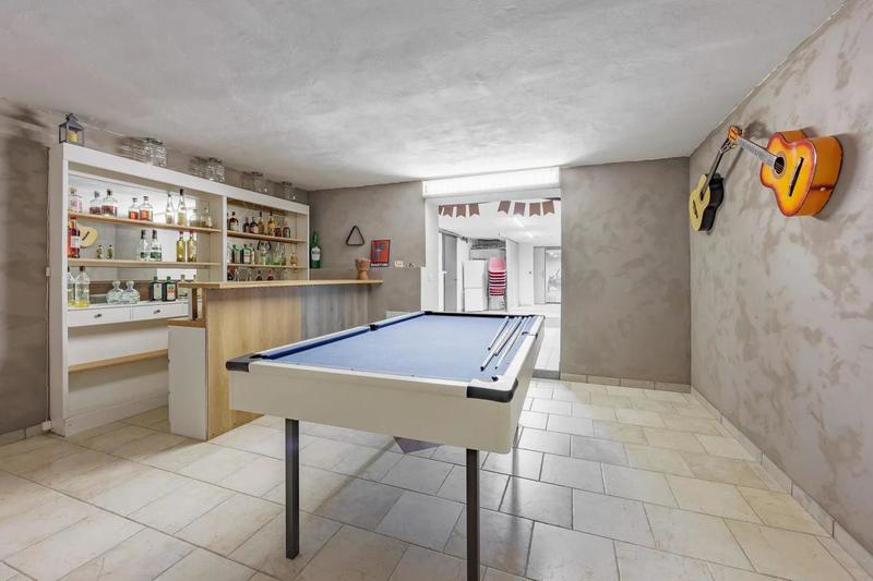 Maison - 190 m² - 6 pièces