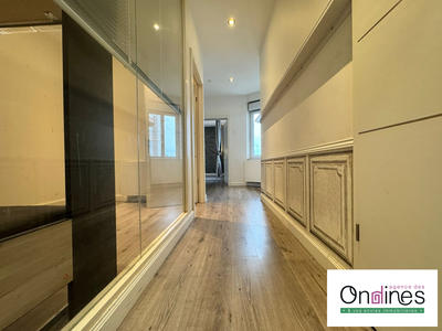 Appartement - 82 m² - 3 pièces