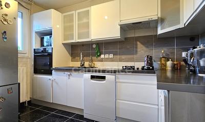 Maison - 75 m² - 3 pièces