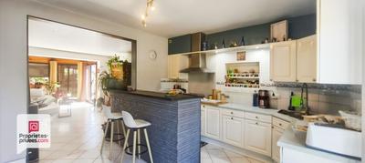 Maison - 145 m² - 6 pièces